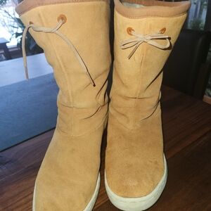 Adidas Originals Suede Winter Boots – Women’s Size 8